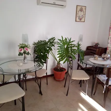 Vendégház Family Bellehouse