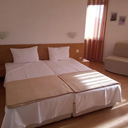 Family Bellehouse Vendégház 3*