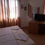 Pensionat Family Bellehouse 3*