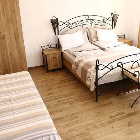 Family Bellehouse Guest house 3*