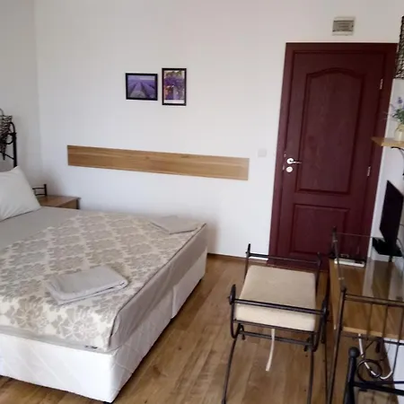 Guest house Family Bellehouse 3*