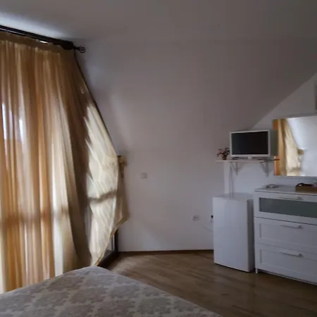 Family Bellehouse 3* Chernomorets