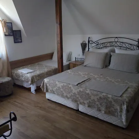 Family Bellehouse 3*