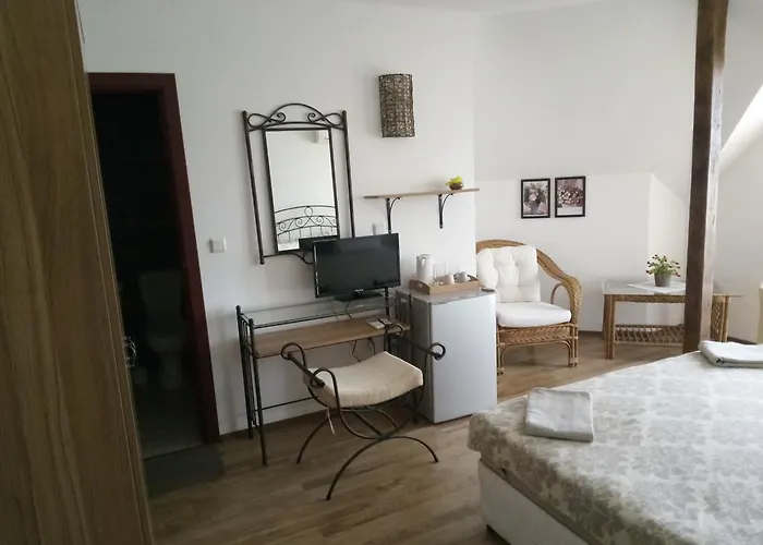 Family Bellehouse 3*