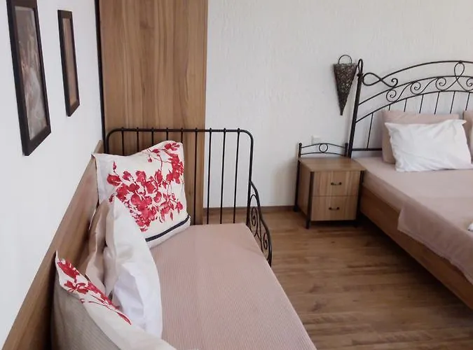 게스트하우스 Family Bellehouse 3*